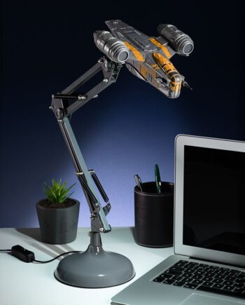 The Mandalorian Razor Crest Justerbar Skrivebordslampe Geekd Dk